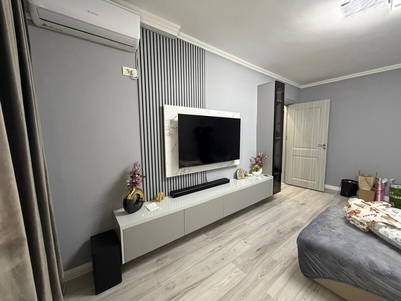 1 Decembrie 1918, 3-4 minute metrou, renovat complet,