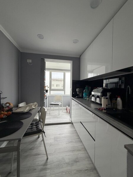 1 Decembrie 1918, 3-4 minute metrou, renovat complet,