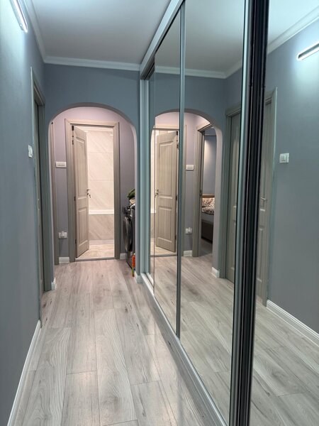 1 Decembrie 1918, 3-4 minute metrou, renovat complet,